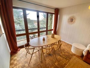 6-people top floor appart, calm, metro