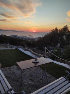Zephyrus Sunset House. Amazing View and Privacy!