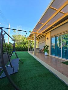 เดอรำพึง De Ramphueng ชายหาดแม่รำพึง ระยอง