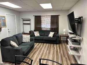 Cedar Rapids Getaway - Marion