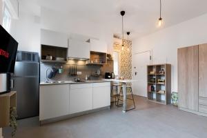 LittleSuiteBande NERE