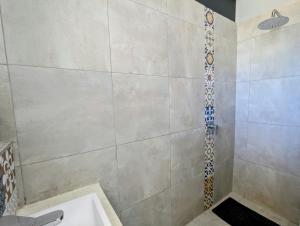 Modern Studio with Balcony in Prime Sea Point