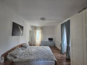 Punta Bjanca Stone House