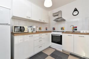 Apartments Presika 2372