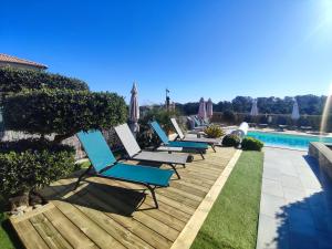 Appartements cote et mer - appartement haut standing dans villa avec piscine et vue mer : photos des chambres