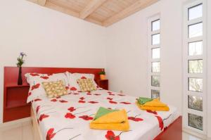 Spacious Four Bedroom Villa With Pool