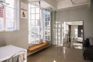 Charming 1 bed on Bree Street with stunning views