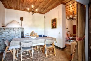 Charming Villa with Private Pool in Lamego