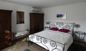 Stone Dalmatian House Modern, Stylish with Pool