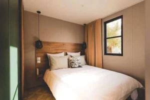 Campings Camping 4 etoiles - Piscine - eec0hi : photos des chambres