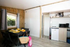 Campings Chalet 4 etoiles - Piscine - ccafdif : photos des chambres