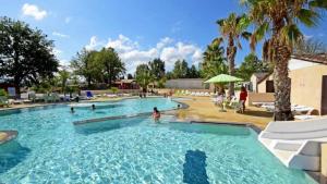 Campings Camping 4 etoiles - Parc aquatique - eece0c : photos des chambres