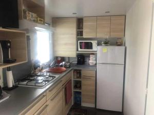 Campings Camping 4 etoiles - Piscine - eeebgi : photos des chambres