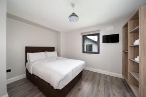 Hugh Lynchs Self Catering Accommodation