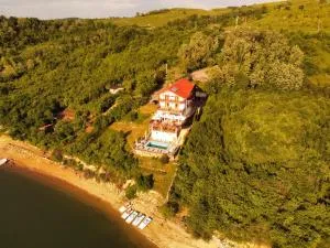 Pensiunea Belvedere Cincis - Teliucu Inferior