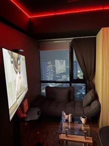 Noir Haven by Sheda - BSA Twin Towers Hotel Megamall Shangrila Podium CBD