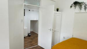 1-Bed Apartment sleeps 6 in the City Center