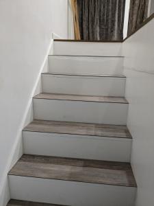 T2 Au pied du château sans vis à vis