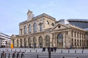 Maisons de vacances Maison 2 chambres avec petite cour, proche metro : photos des chambres