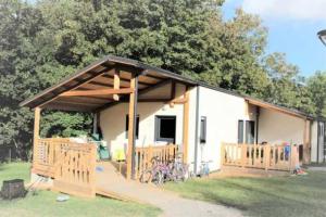 Maisons de vacances Camping 3 etoiles - Piscine - eehafa : photos des chambres