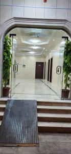 شقة أنيقة بصالة وغرفتي نوم 108