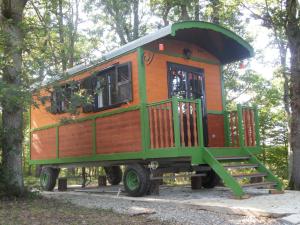 Campings Roulotte a la ferme : photos des chambres