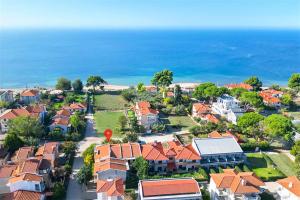 Apollonas Beachfront Apartment 1 - Ubytování bez kategorie ve městě Nikiti