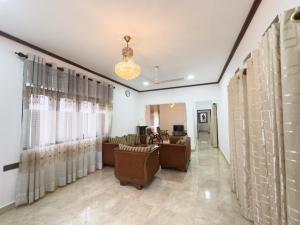Minhas Villa