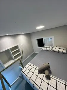 Kitnet bem localizada no coração de São Jose dos Campos - Eugênio de Melo