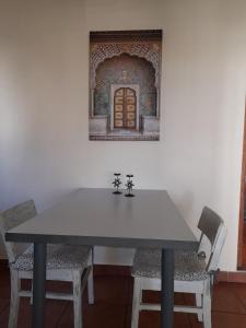 Cozy arty apartment in walking distance of CBD