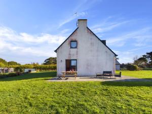 Maisons de vacances Penmarch Kerity, maison pour 9 avec jardin : photos des chambres