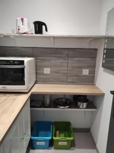 Studio climatisé, 30 min parc célèbre, sentiers pédestres, pistes cyclables, à 1h des plages