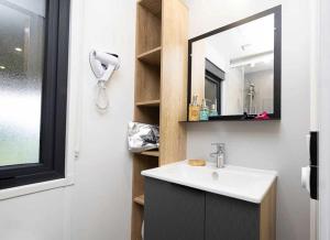Campings Chalet 4 etoiles - Piscine - ccafdif : photos des chambres