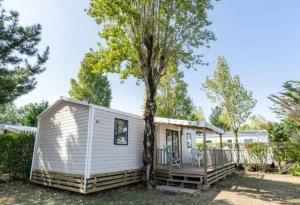 Campings Camping 4 etoiles - Piscine - efceih : photos des chambres