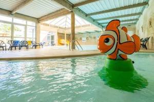 Campings Camping 4 etoiles - Piscine - efceih : photos des chambres