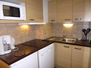 Appartements Studio accueillant avec balcon, parking et wifi - Brides-les-Bains - FR-1-512-250 : photos des chambres