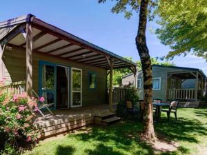 Campings Chalet 4 etoiles - Piscine - eehefh : photos des chambres