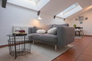 Central and bright temporal penthouse Madrid center MYR137C