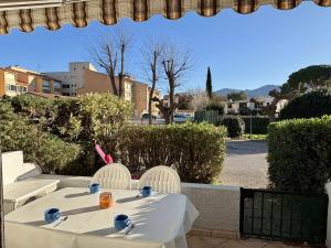 Studio cabine 4 couchages, terrasse et barbecue, proche plages et commerces - Argelès-sur-Mer - FR-1-225-114