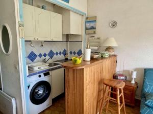 Studio cabine 4 couchages, terrasse et barbecue, proche plages et commerces - Argelès-sur-Mer - FR-1-225-114