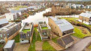 Minety Lake 25 ML25 Lower Mill Estate Cotswolds