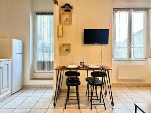 Appartements Creux de l-Eglise 2 - Cosy, Centre-ville, Calme, 4 personnes : photos des chambres