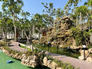 Ellipse Boutique Phayao