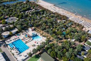 Club del Sole Stork Family Collection