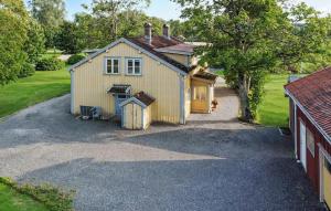 4 Bedroom Awesome Home In Jönköping