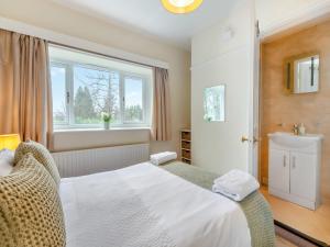 Corner Cottage - Lp2