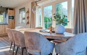 4 Bedroom Pet Friendly Home In Paasloo