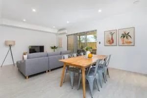 Stylish cottage escape the hustle and bustle - Coogee