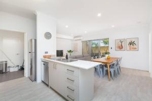 Stylish cottage escape the hustle and bustle