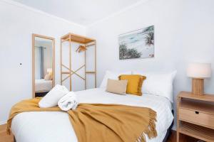 A skip, hop and a jump to Scarborough Beach